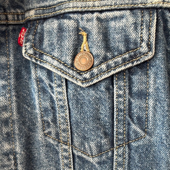 Levi's Blue Jean Jacket - Picture 3 of 4